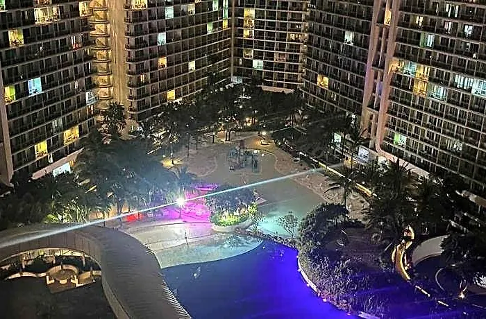 Bahamas Azure Residences - Airport 호텔 5*