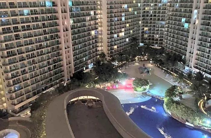 Bahamas Azure Residences - Airport
