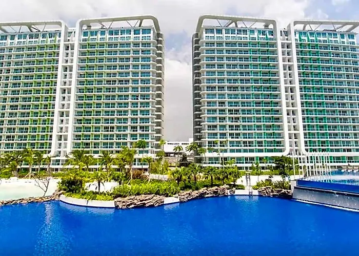 Bahamas Azure Residences - Airport